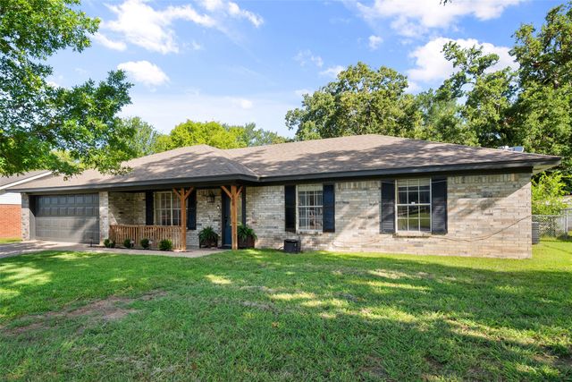 400 Fairmont Avenue, Corsicana, TX 75110