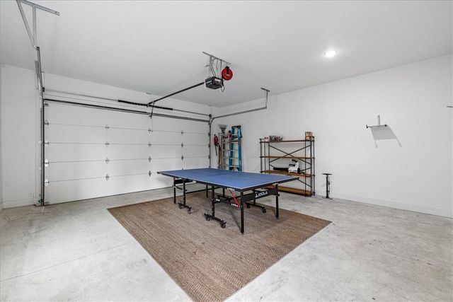 1137 NE Monroe Street, Bentonville, AR 72712