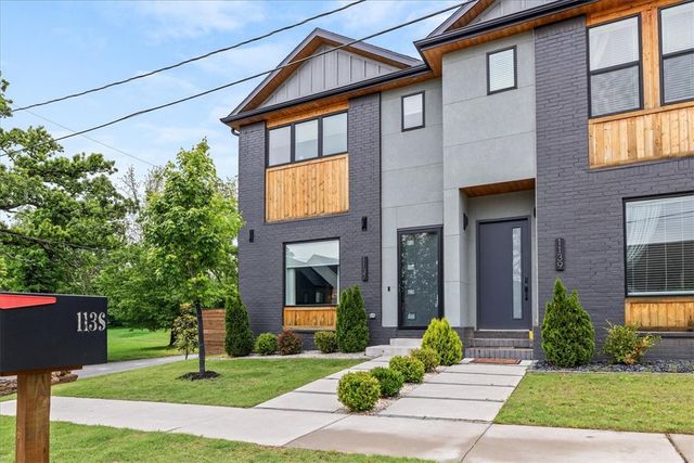 1137 NE Monroe Street, Bentonville, AR 72712