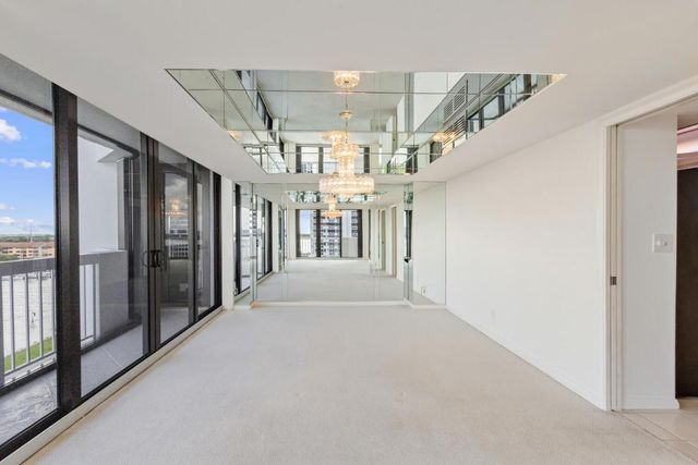 123 Lakeshore Drive 943, North Palm Beach, FL 33408