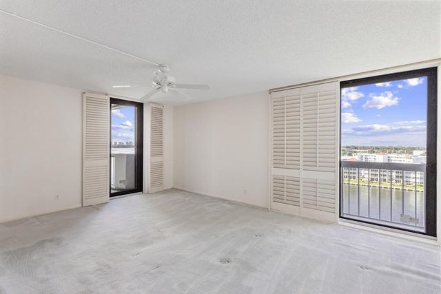 123 Lakeshore Drive 943, North Palm Beach, FL 33408