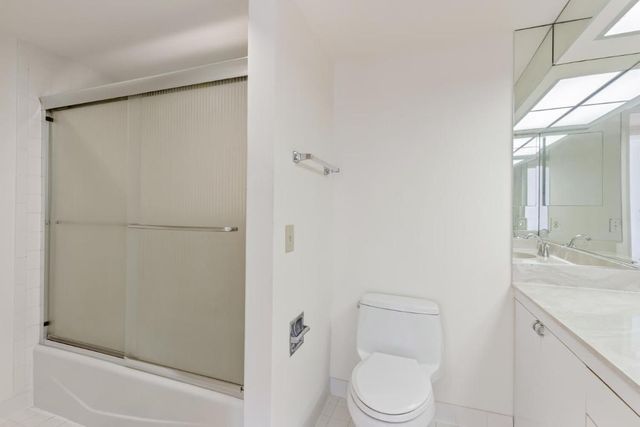 123 Lakeshore Drive 943, North Palm Beach, FL 33408