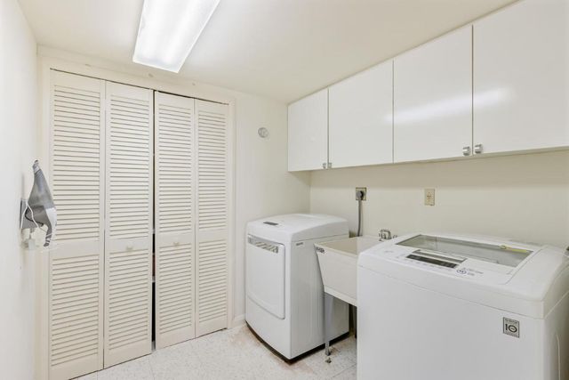 123 Lakeshore Drive 943, North Palm Beach, FL 33408