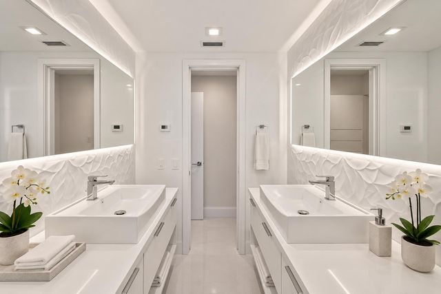 1920 SW 32ND Place, Miami, FL 33145