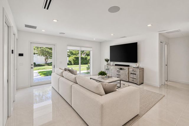1920 SW 32ND Place, Miami, FL 33145