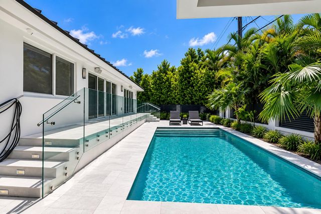 1920 SW 32ND Place, Miami, FL 33145