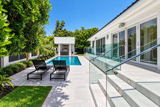 1920 SW 32ND Place, Miami, FL 33145