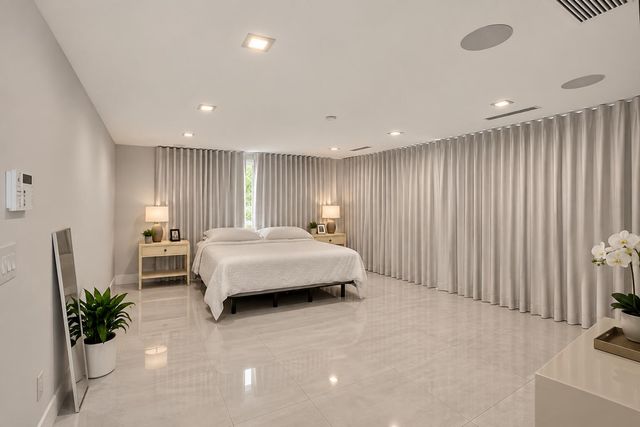 1920 SW 32ND Place, Miami, FL 33145