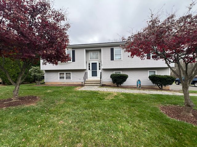 609 Ives Row, Cheshire, CT 06410