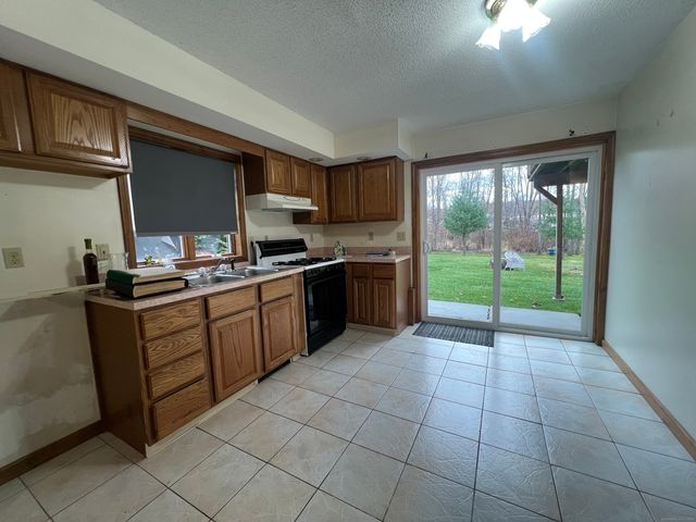 609 Ives Row, Cheshire, CT 06410