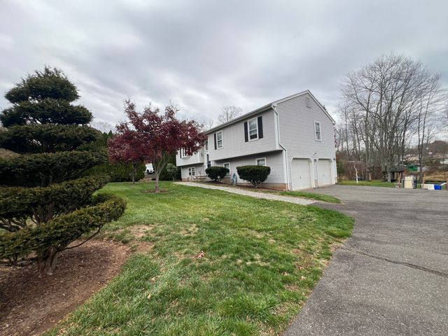 609 Ives Row, Cheshire, CT 06410