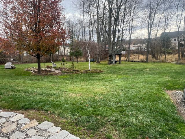 609 Ives Row, Cheshire, CT 06410