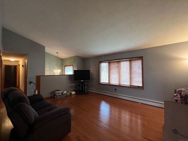 609 Ives Row, Cheshire, CT 06410