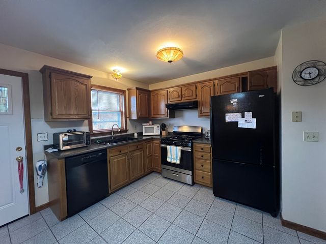 609 Ives Row, Cheshire, CT 06410