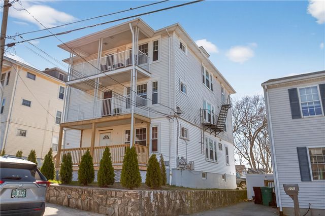 277 Ward Street, Woonsocket, RI 02895