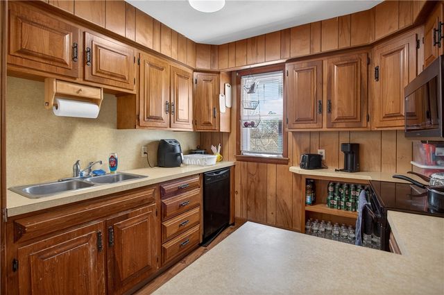 277 Ward Street, Woonsocket, RI 02895