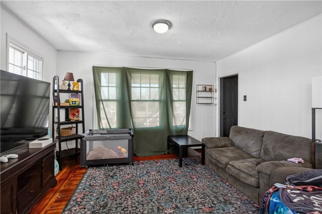 277 Ward Street, Woonsocket, RI 02895