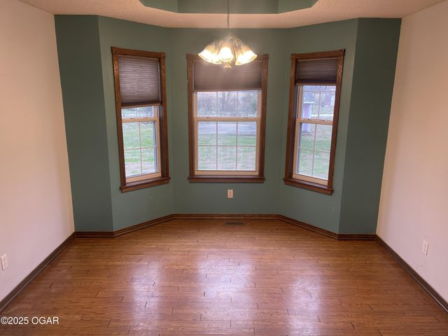 12228 Lauren Lane, Neosho, MO 64850