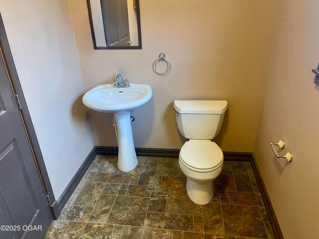 12228 Lauren Lane, Neosho, MO 64850