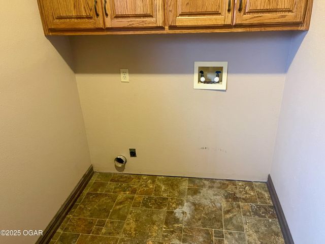 12228 Lauren Lane, Neosho, MO 64850