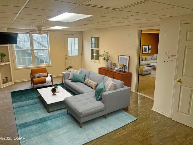 12228 Lauren Lane, Neosho, MO 64850