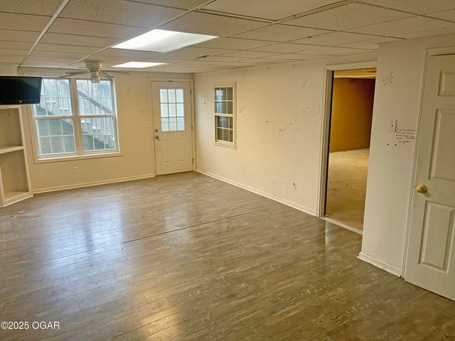 12228 Lauren Lane, Neosho, MO 64850