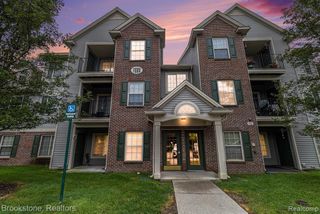 11204 Pinehurst Lane, Grand Blanc, MI 48439