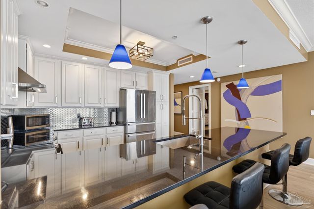 10099 Nelle Ave 1005, Pensacola, FL 32507