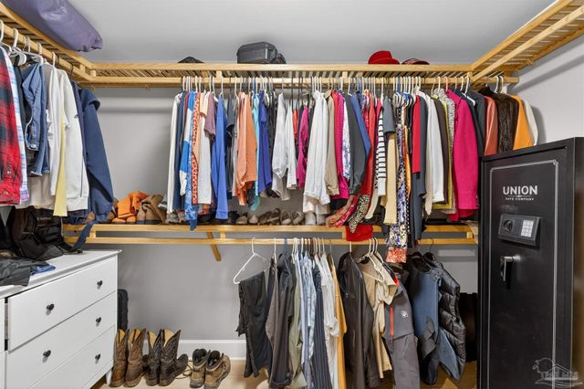 10099 Nelle Ave 1005, Pensacola, FL 32507