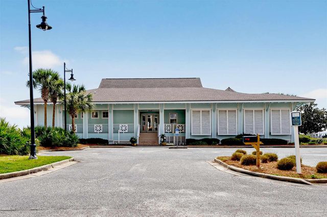 10099 Nelle Ave 1005, Pensacola, FL 32507