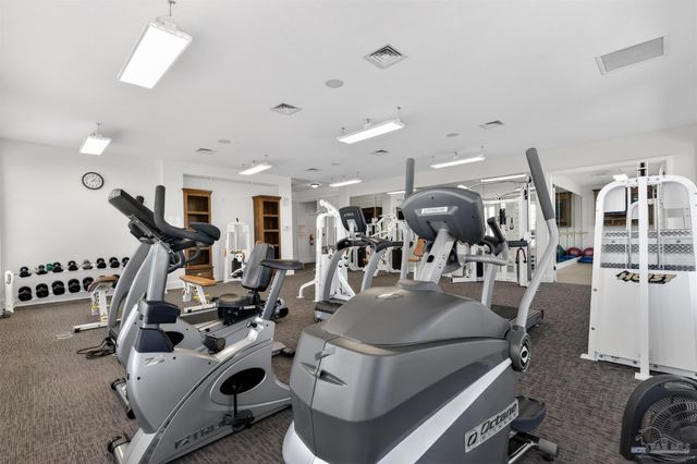 10099 Nelle Ave 1005, Pensacola, FL 32507