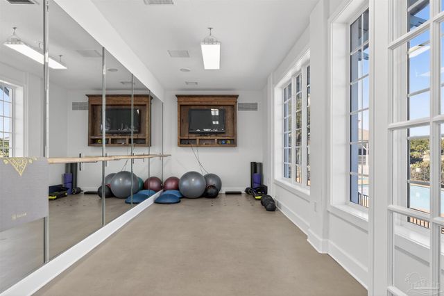 10099 Nelle Ave 1005, Pensacola, FL 32507