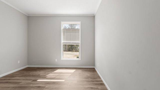 120 Clover Lane, Defuniak Springs, FL 32433