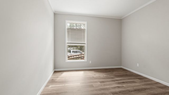 120 Clover Lane, Defuniak Springs, FL 32433