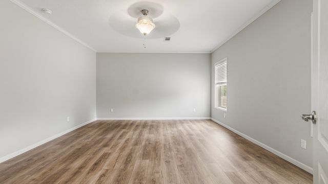 120 Clover Lane, Defuniak Springs, FL 32433