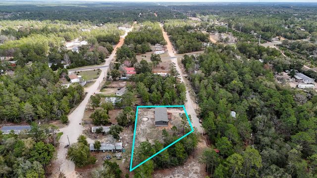 120 Clover Lane, Defuniak Springs, FL 32433