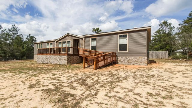 120 Clover Lane, Defuniak Springs, FL 32433