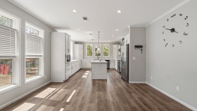 120 Clover Lane, Defuniak Springs, FL 32433