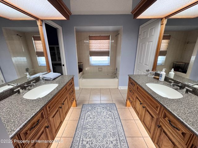 5281 Aaron Lane, Spring Hill, FL 34608