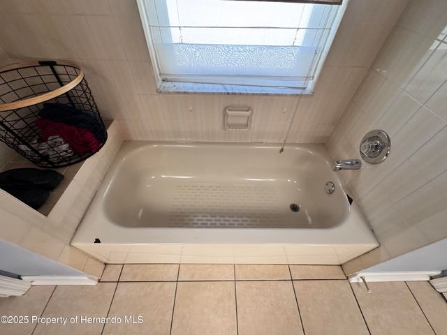 5281 Aaron Lane, Spring Hill, FL 34608