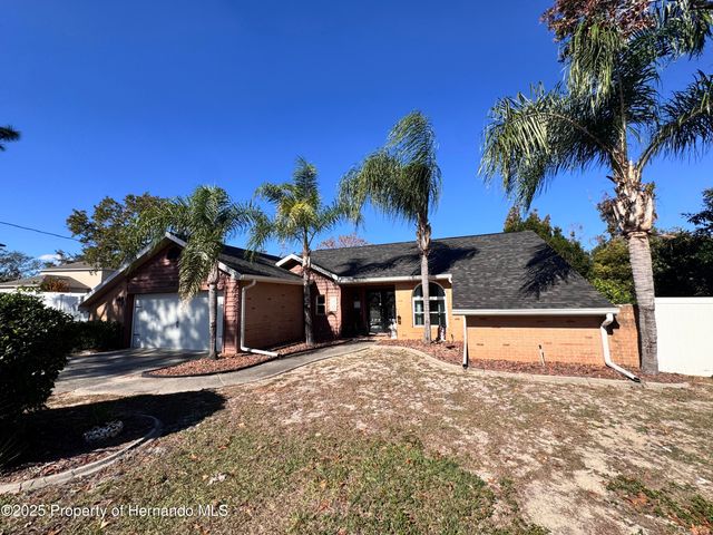 5281 Aaron Lane, Spring Hill, FL 34608