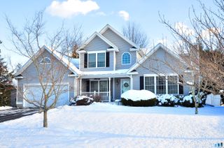 35 Wettleson Avenue, West Hartford, CT 06107