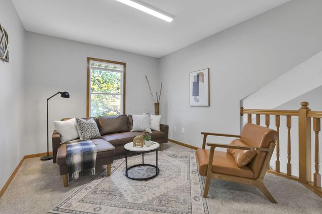 8578 Smokey Hollow Drive, Lewis Center, OH 43035