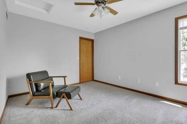 8578 Smokey Hollow Drive, Lewis Center, OH 43035