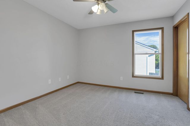 8578 Smokey Hollow Drive, Lewis Center, OH 43035