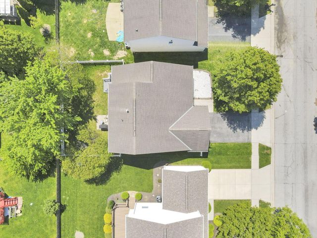 8578 Smokey Hollow Drive, Lewis Center, OH 43035