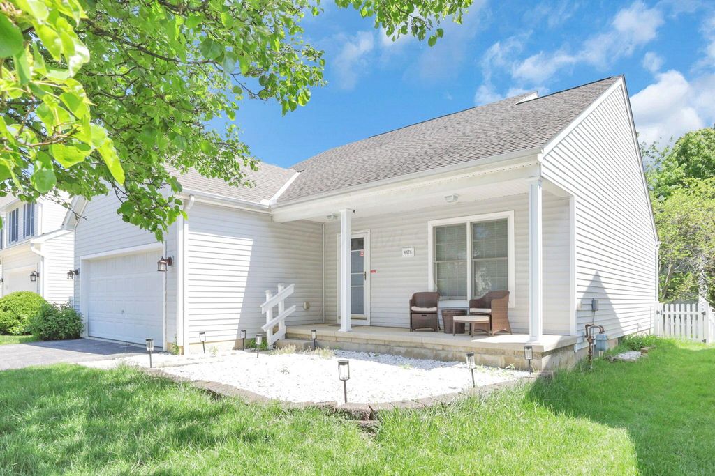 8578 Smokey Hollow Drive, Lewis Center, OH 43035