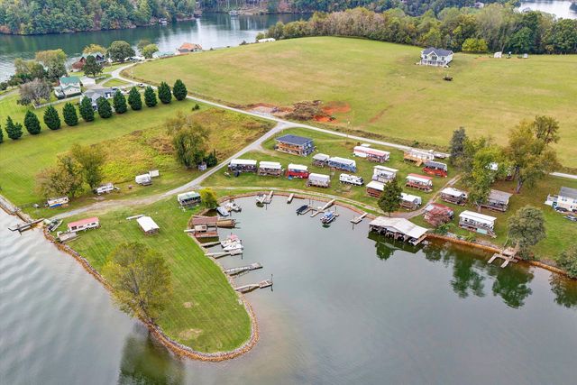 6990 Horseshoe Bend RD, Goodview, VA 24095