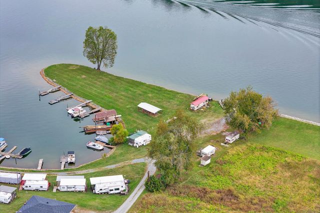 6990 Horseshoe Bend RD, Goodview, VA 24095