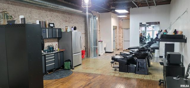 1014-1016 15TH Avenue, East Moline, IL 61244